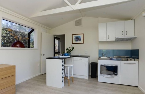 Napier Apartment | Absolute Beach Front Bayview Napier New Zealand