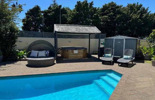 Tauranga South Hotel | Academy Motor Inn
