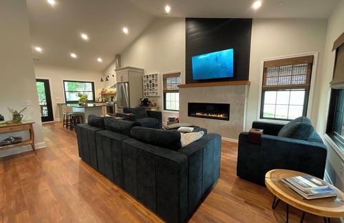 Stevensville Cottage | Accessible, Screened-in porch, Sauna, Fire Pit, Dog Friendly