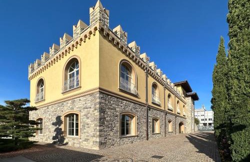 Cesate Hotel | Accomodation Hotel Castello Il Codirosso