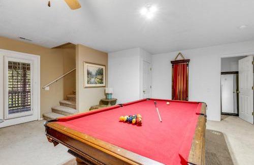 Flagstaff House | ACE - A Hole in One Right on the Golf Course Hot Tub Mt Views Pines