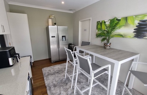 Dunsborough House | Ace on Par Studio- Central Dunsborough - Winter Special
