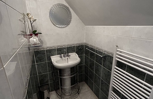 Longcroft House | Acer Lodge Guest House