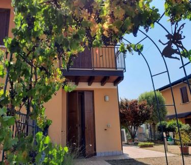 Erbusco Bed & Breakfast | ACERO ROSSO B&B in Franciacorta