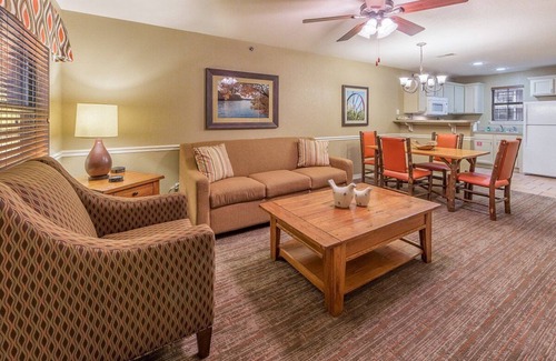 Sheridan Apartment | Acqua Park - Great family fun! 2BR + 2BA + KITCHEN