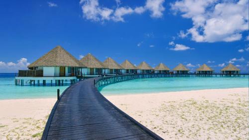 Meedhupparu Resort | Adaaran Prestige Water Villas - with Dine around Premium All inclusive - 24 hours
