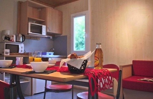 La Chapelle-Taillefert Ski Chalet | Adapted chalet Summar