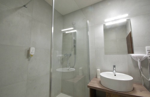 Karlin Hotel | Adeba Plus