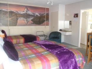 Te Anau Hotel | Aden Motel