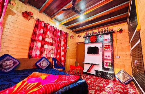 Srinagar House | Adil Paying Guest house