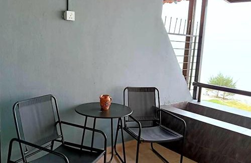Taman Haji Zainal Apartment | Adira Corus Paradise Seaview Family Suite