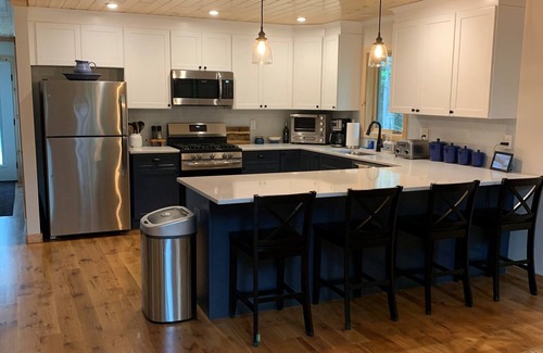 Woodgate House | Adirondack Home within walking distance to White Lake
