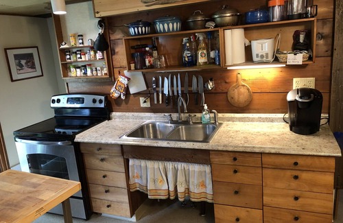 Indian Lake House | Adirondack Indian Lake NY-Good WiFi. Sleeps 8. Families, friends and dogs.