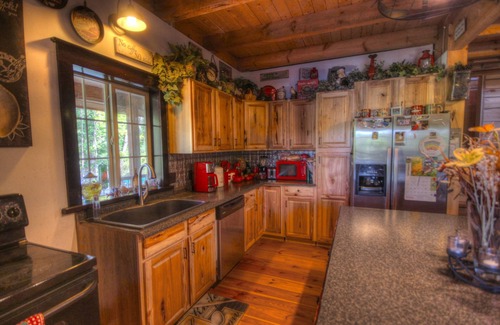 Town of Hebron House | adirondack style all season lodge/resort on a natural glacier pond