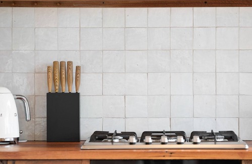 Ewingsdale House | Adora Villa