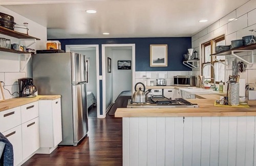 Angola House | Adorable bungalow right across the street from Crooked Lake! Pet Friendly!