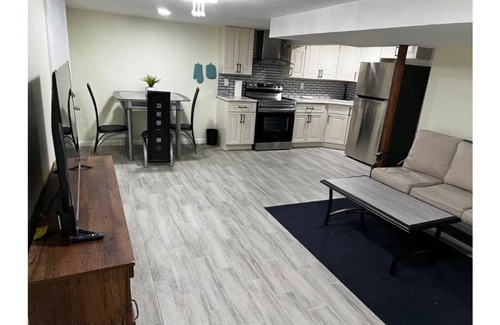Mineola Apartment | Adorable, one bedroom apartment in New Hyde Park