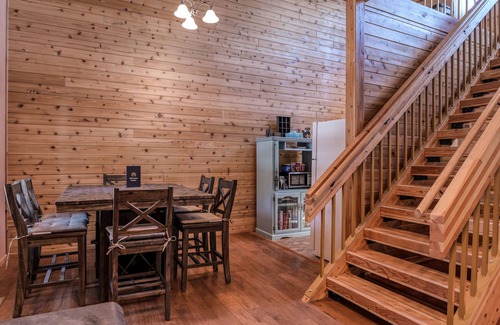 Angel Fire House | Adorable ski cabin with private hot tub, wood stove, pool table & washer/dryer