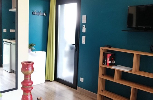 Laluque Apartment | Adorable Studio Neuf. 30 Minutes de la Plage