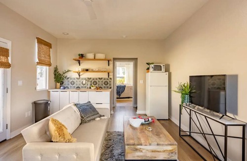 Rancho Penasquitos Apartment | Adorable studio with easy parking on the street. Ask if you need driveway.