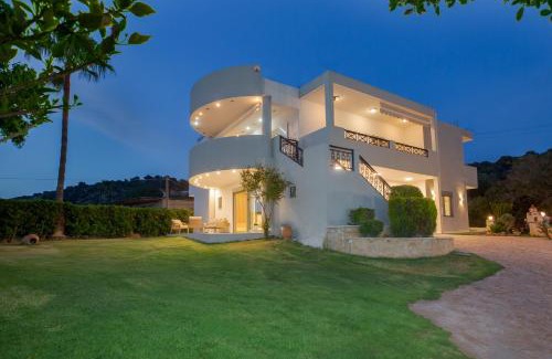 Perama House | Adore Natural Retreat by Estia