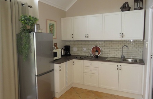 Sun Valley Condo | ADULT ONLY Retreat with quiet garden and pool and solar powered electricity 24/7