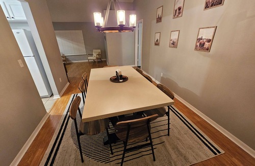 Spring Hill House | Adventure Coast: 4/2, Near Spring and Beach, Big Yard
