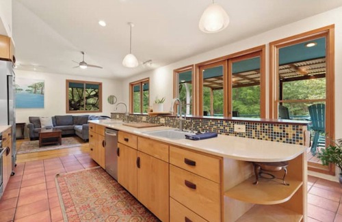 Spring Branch Cottage | Adventure Oasis with Private Creek and Treehouse Near CanyonLake