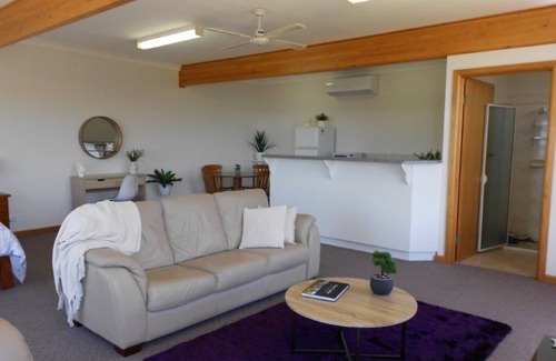 Mount Gambier Apartment | Adventures at Sue's Retreat .