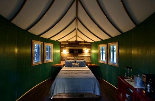 Spicewood House | Adventures Await at this Stunning Tree House Retreat in Texas