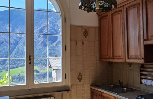 Cerete Alto House | Affascinante palazzo storico tra lago e montagna