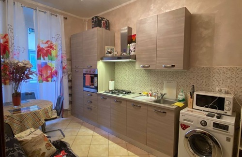 San Teodoro Apartment | Affitto la casa vicino stazione centrale Piazza Principe vicino supermercato bus