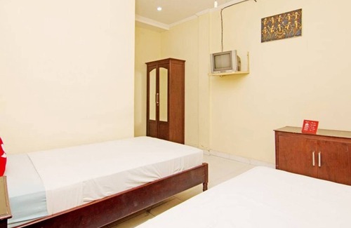 Downtown Kuta House | Affordable Guest House in the Heart of Poppies Lane, Legian (SGRSDH)