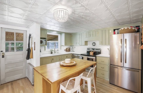 Pawcatuck House | Affordable Luxury Resort Home with an In-Ground Pool & Hot Tub. Sleeps 10.