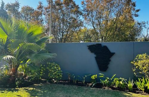 Pomona House | Afrisky Guest House