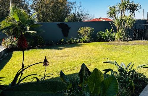 Pomona House | Afrisky Guest House