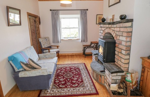Ballycastle Cottage | AGGIE'S COTTAGE, pet friendly in Ballycastle, County Mayo