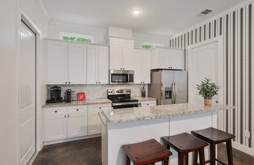 College Park House | Aggieland Gameday Guesthouse with putting green and fire pit! Walk to Kyle Field