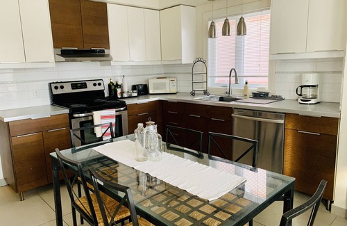Cote-Saint-Paul Apartment | Agréable Appartement à 5 Minutes du Métro et des Commodités