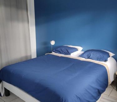 Pins-Justaret Apartment | agréable appartement T2 avec piscine
