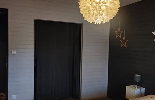 Dieue-sur-Meuse Bed & Breakfast | Agréable Chambre - 2 Couchages - Dieue
