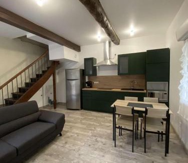 Floure Apartment | Agréable maison dans petit village calme