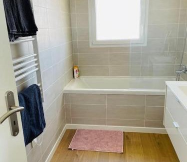 Guilherand-Granges Apartment | Agréable T3 - 70m2 avec petite terrasse