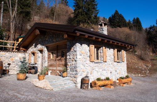 Fino del Monte Ski Chalet | Agri Alloggio La Quercia e il Frassino