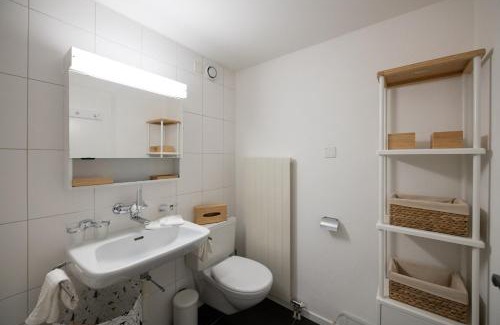 Davos Apartment | Agrimonia - möbilierte Ferienwohnung mit Balkon