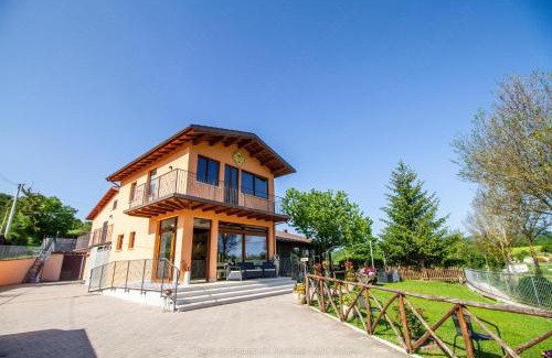 Serravalle House | Agriturismo Baldassari