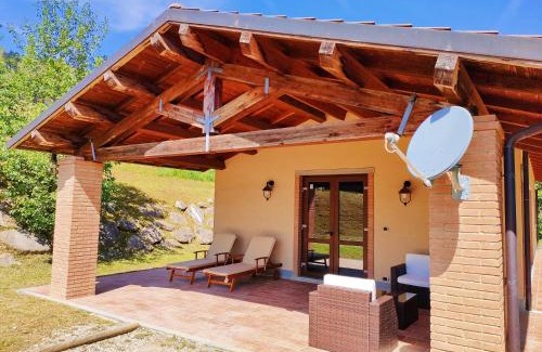Camporgiano House | Agriturismo Borgo Biaia