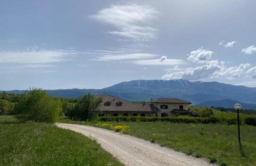 Poggio Picenze House | Agriturismo C'era Una Volta