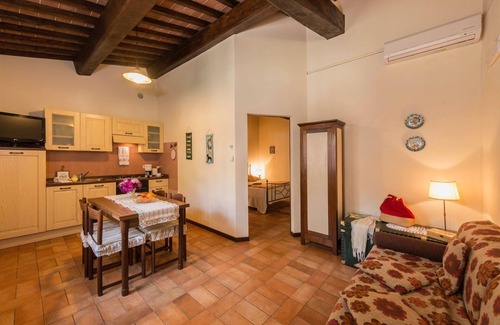 Popoltaio-Schiacciato Apartment | Agriturismo Case Graziani - Frantoio 2