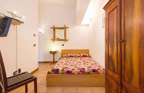 Galbiate Other | Agriturismo Prisma: Double Room with Private Bathroom